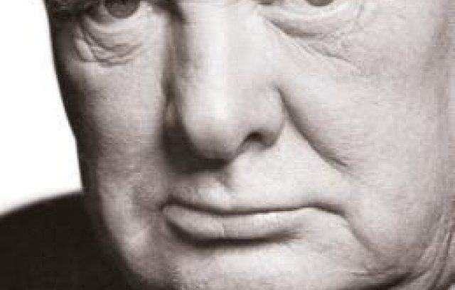  Churchill: Walking with Destiny