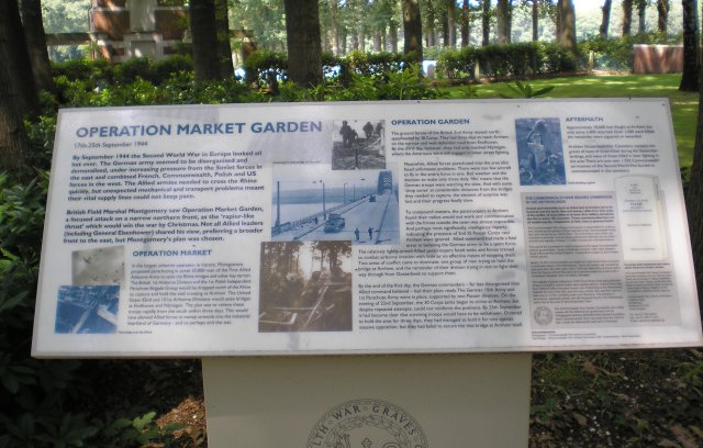 Airborne War Cemetery Oosterbeek 