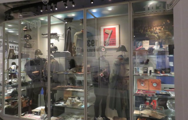 museum-rotterdam-40-45-nu-03.jpg