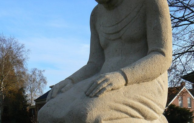 bad-nieuweschans-war-monument-02