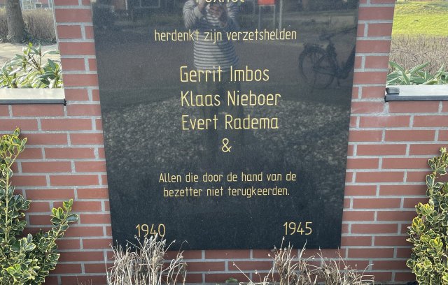 foxhol-verzet-monument-01