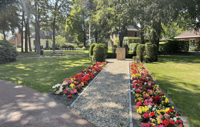 verzetsmonument-zuidlaren-01