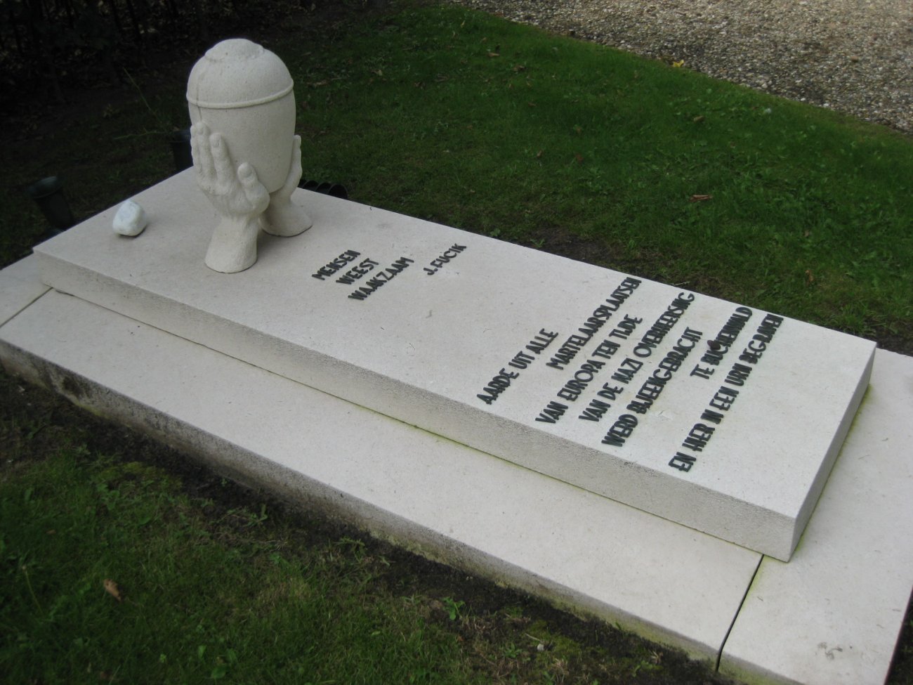monument buchenwald amsterdam