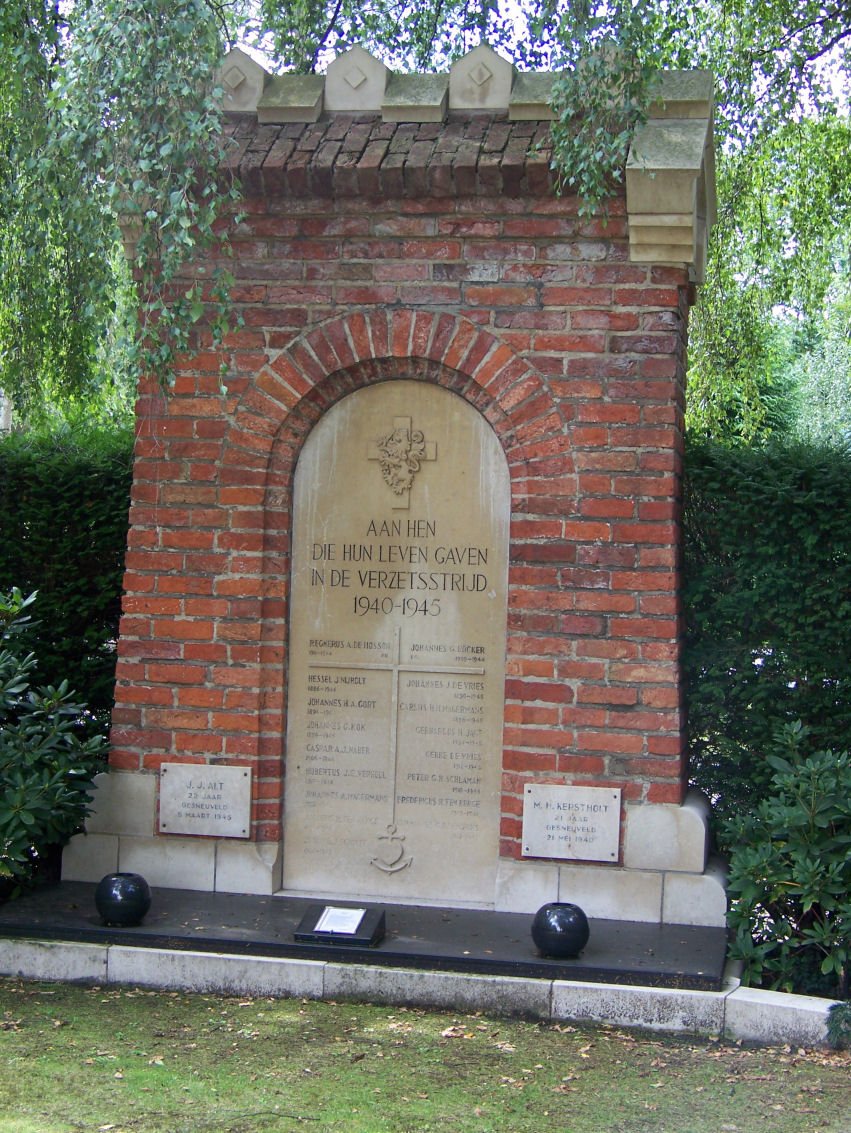 verzetsmonument-groningen-01